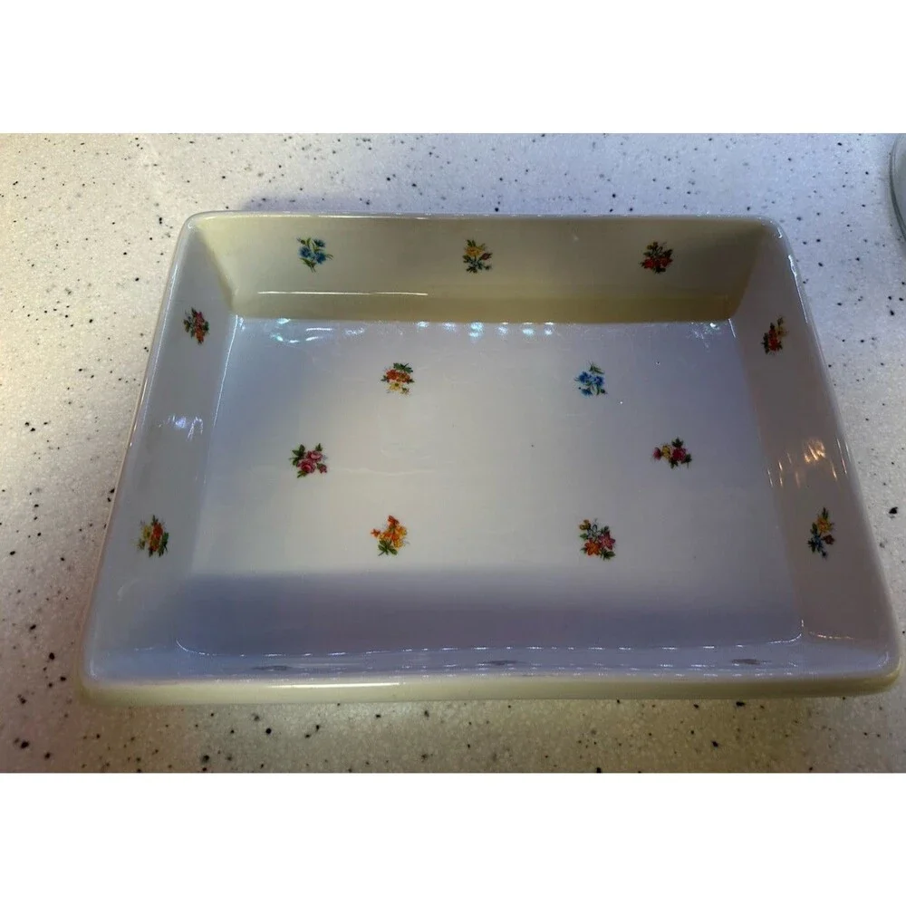 GC Wen Yuen Ceramic Casserole Dish White /Multicolor Flowers